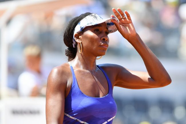 Venus Williams menjadi mantan petenis nomor satu dunia pertama yang kalah dalam 10 pertandingan tunggal berturut-turut