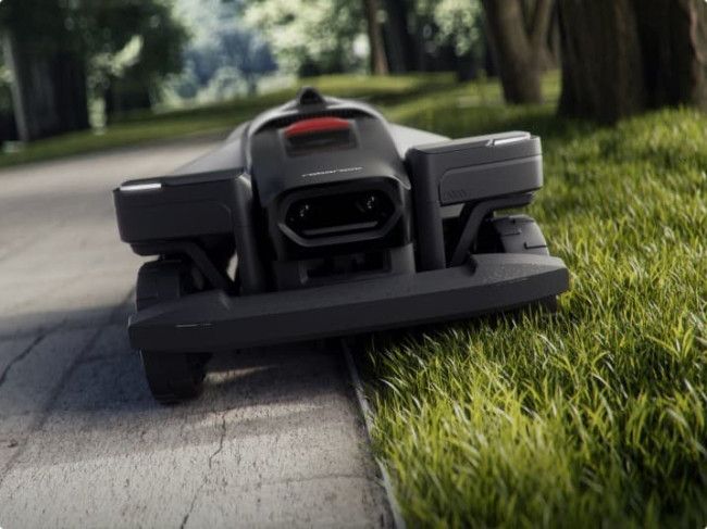 Roborock sekarang pindah dari ruang tamu ke halaman