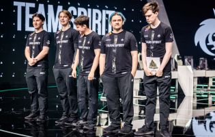 Piala Dunia Esports: Final Dota 2 adalah empat yang terkunci