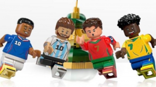 Lebih banyak set Piala Dunia LEGO bocor dengan minifigure dan patung Messi, Ronaldo, Mbappé, dan Vini Jr.