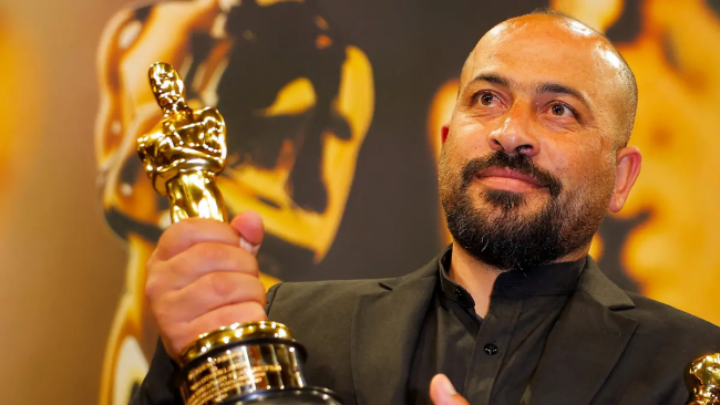 Sutradara Palestina pemenang Oscar diserang dan ditangkap di Tepi Barat