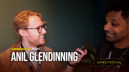 Dekorator di siang hari, pemburu hantu di malam hari - There Are No Ghosts at the Grand Wawancara dengan Friday Sundae